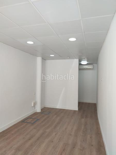 Foto 69a3feca-0190-4e0f-8e94-b1af630a819c. Rent business premise in Los Remedios Sevilla