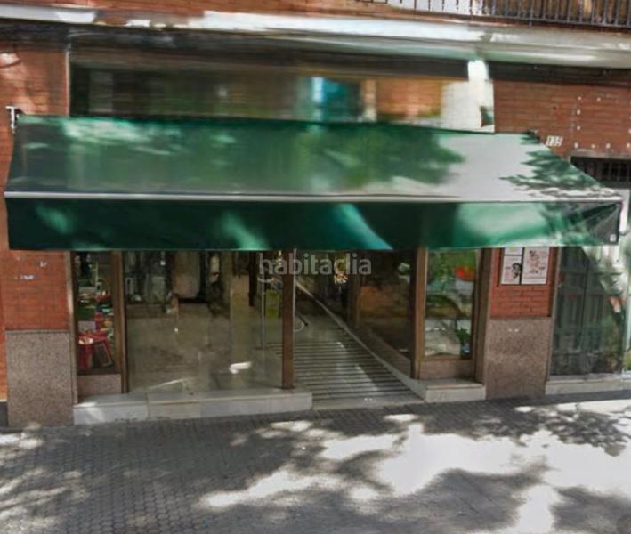 Foto 3aa9012a-3ec8-4c46-b770-36743a9bec22. Rent business premise in calle afán de ribera 137 in Sevilla