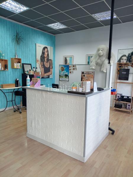 Foto ea5f1392-fe87-418c-a768-fb79b7994ea4. Lloguer local comercial a génova 3 a Triana Casco Antiguo Sevilla