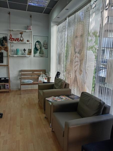 Foto 0752983e-83ef-4c13-85d6-2f13f970cc36. Rent business premise in génova 3 in Triana Casco Antiguo Sevilla