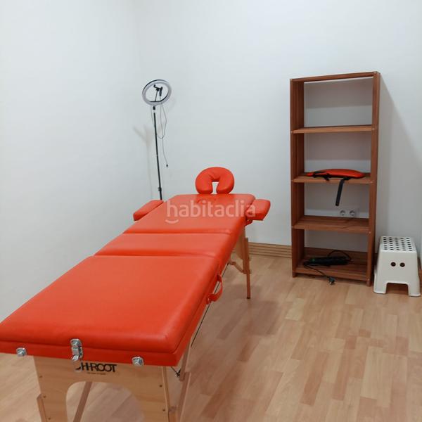 Foto 33fb55f9-1eb9-4d7c-9273-a10c86c8cd87. Rent business premise in génova 3 in Triana Casco Antiguo Sevilla