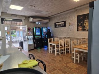 Traspàs Local Comercial a Avenida de la paz 10 n. Traspaso bar con cocinq