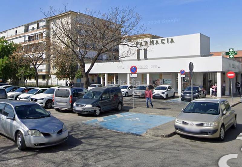 Foto ef85e985-8ff5-40d8-86fc-dfde84d5241a. Miete geschäftsraum in calle ciudad de carlet 1 in Sevilla