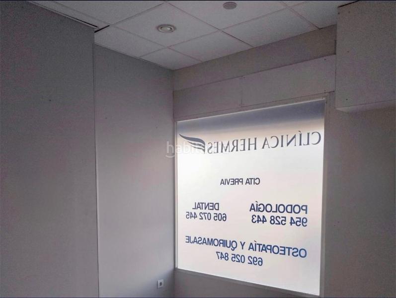 Foto 1884377f-32ac-4b92-ab40-340f2ccf1514. Miete geschäftsraum in emilia barral 3 in Parque Alcosa Sevilla