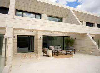 Casa adossada a La Finca. Exclusivo adosado de diseño de acero arquitectos. oportunidad ún