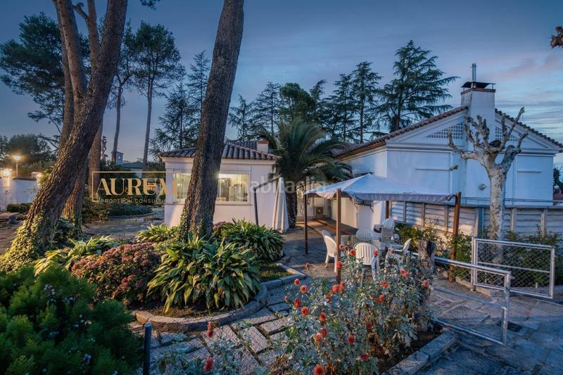 Foto 0db222fd-730c-46b8-bebc-15f5b0f7ee0a. Chalet impresionante señorío en moncloa en Aravaca Madrid