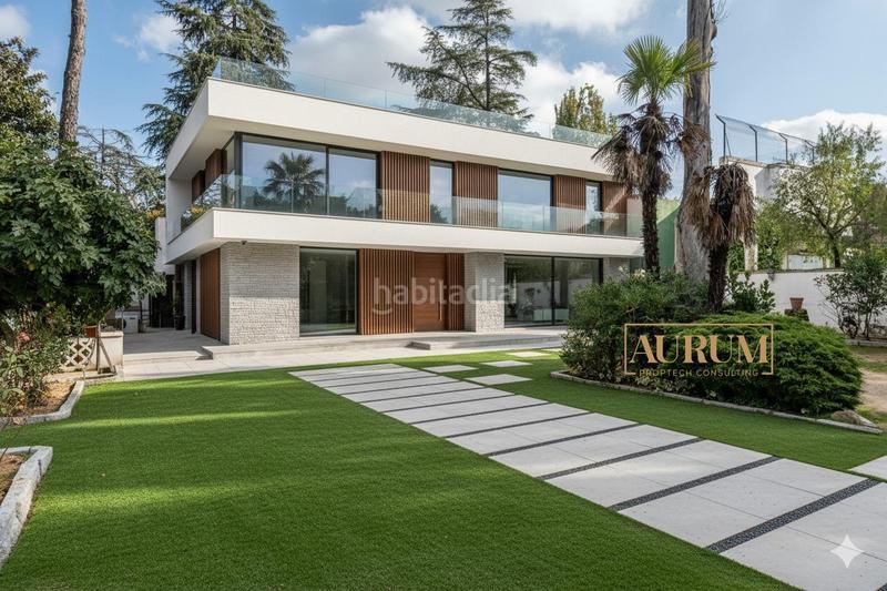 Foto 1502c41a-99fa-4288-8a49-fcc51d0f77f2. Chalet impresionante señorío en moncloa en Aravaca Madrid