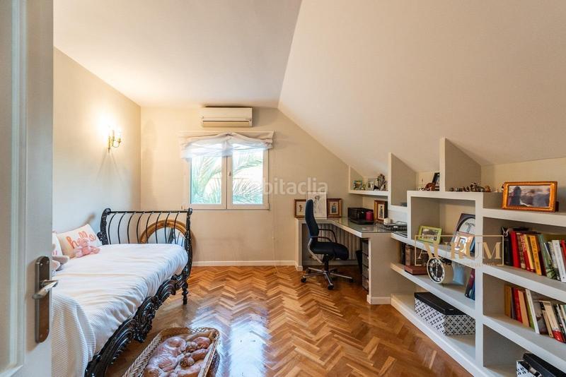 Foto b945ba65-3227-43f1-befc-9894471a6e13. Chalet dans Bonanza Boadilla del Monte