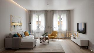 Appartement en Almagro. Magnfico piso reformado en venta en calle monte esquinza, almag