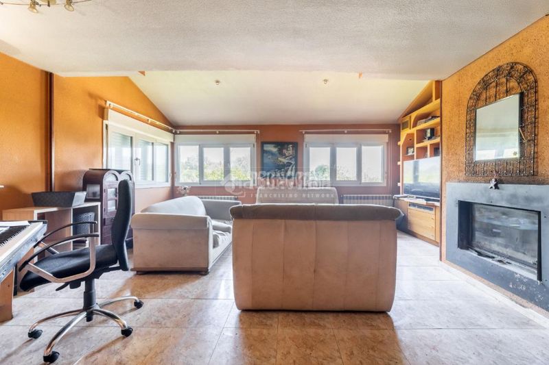 Foto d487d980-ab09-488f-af76-80bd34681c0f. Casa amb calefacció aparcament a Las Matas-Peñascales Rozas de Madrid (Las)