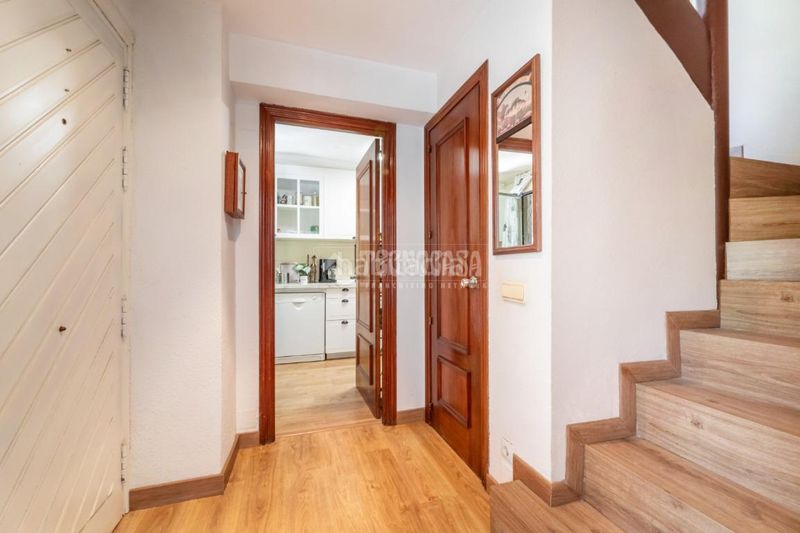 Foto 7f45db09-cff9-4913-bd01-85325a4991e2. Casa aparellada amb calefacció aparcament a El Burgo Rozas de Madrid (Las)