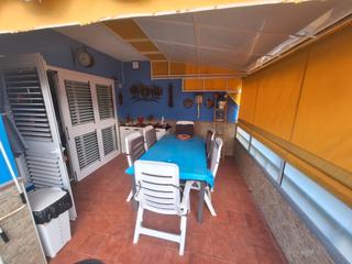 Casa aparellada en Sonnenland. Chalet pareado en venta en calle einstein