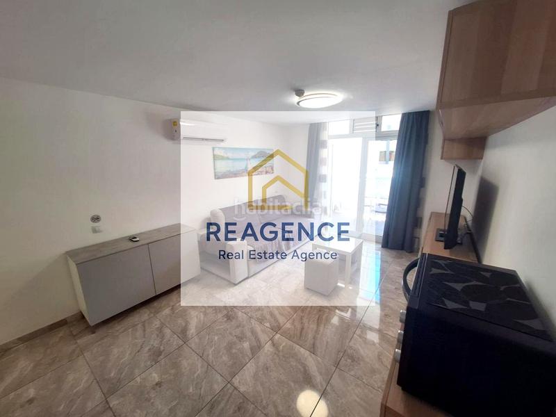 Foto b2d12d22-fe45-4ec2-a043-49efd9329f10. Miete etagenwohnung mit pool in Playa del Inglés San Bartolomé de Tirajana