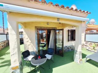 Casa en Playa del Inglés. Chalet pareado en venta en avenida de gran canaria
