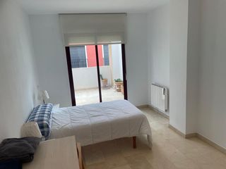 Miete Dachwohnung in Mercado. Alquiler de ático en calle berenguer de marquina