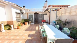 Casa bifamiliare  Avenida del país valenciano 84