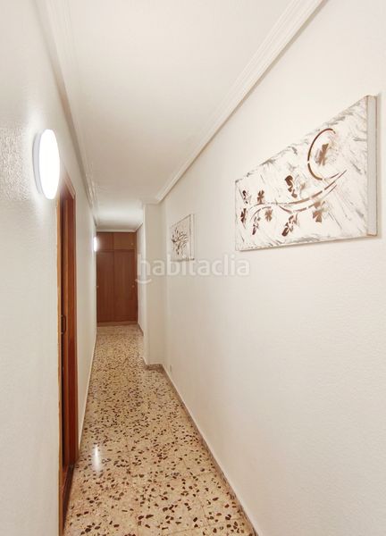 Foto a9a3e866-54aa-4a6f-a378-362680571fb4. Pis a Campello Pueblo Campello (el)