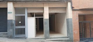 Local Comercial en Calle Teniente Llorca 26