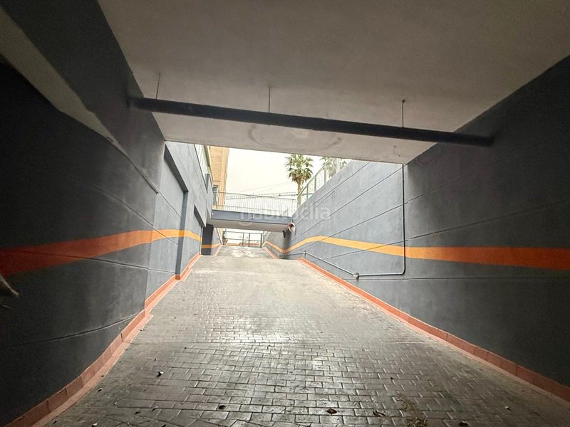 Foto 018e4168-1bb8-4032-93e6-108dd582c5ae. Aparcament cotxe a Paus - Polígono San Blas Alicante