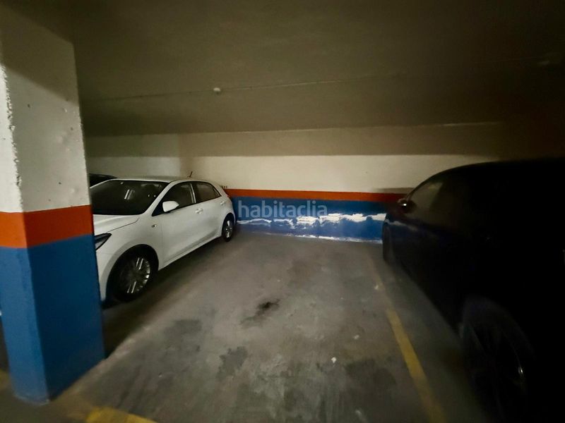 Foto 23044262-c47a-41dd-aae2-78ec05387b7b. Aparcament cotxe a Paus - Polígono San Blas Alicante