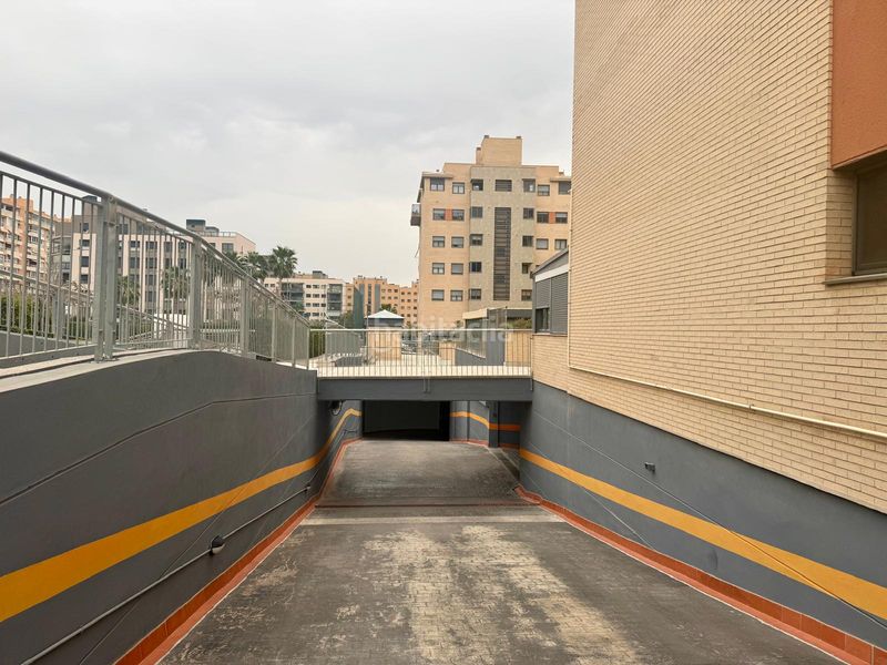 Foto 383d24a0-da39-4c92-ad45-7d9d1de94214. Aparcament cotxe a Paus - Polígono San Blas Alicante