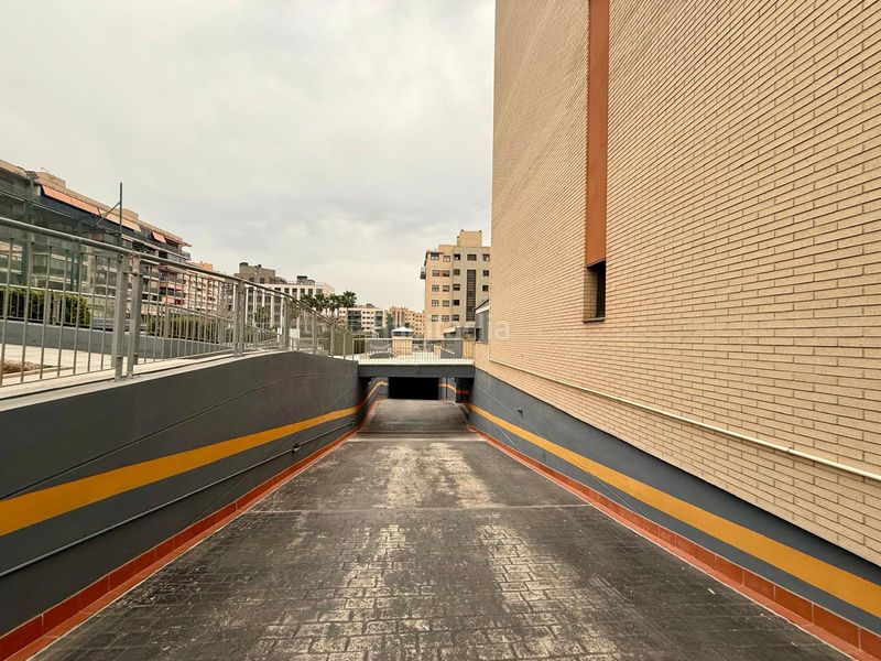 Foto 3cd210db-6e40-4750-b09d-1e5f0745502e. Aparcament cotxe a Paus - Polígono San Blas Alicante