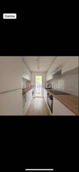 Foto a2d6f248-8e6c-4e0f-bbc8-67cae91eebf9. Alquiler piso en calle del quilate 74 piso en sun park en Estepona