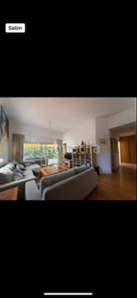 Foto 8c44400b-3b61-43fd-a69e-03ff5d6a1e5c. Rent flat in avenida pernet 23 in Nueva Atalaya Estepona