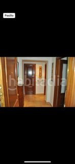 Foto f3df354a-9b05-4dcb-929b-cba521e1e4eb. Miete etagenwohnung in calle cristobal colón de Calahonda 4 in Mijas