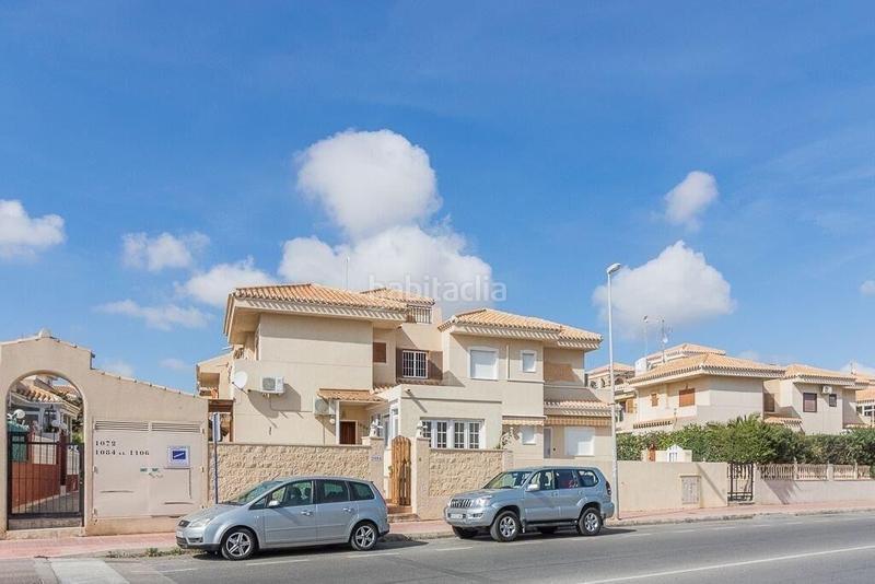 Foto 950f05b3-ec1f-4dc4-89d0-733316059fb0. Reihenhaus mit pool in Playa Flamenca Orihuela