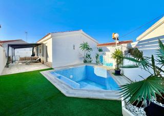 Casa  Del mirlo. Elegancia mediterrnea en playa de los locos