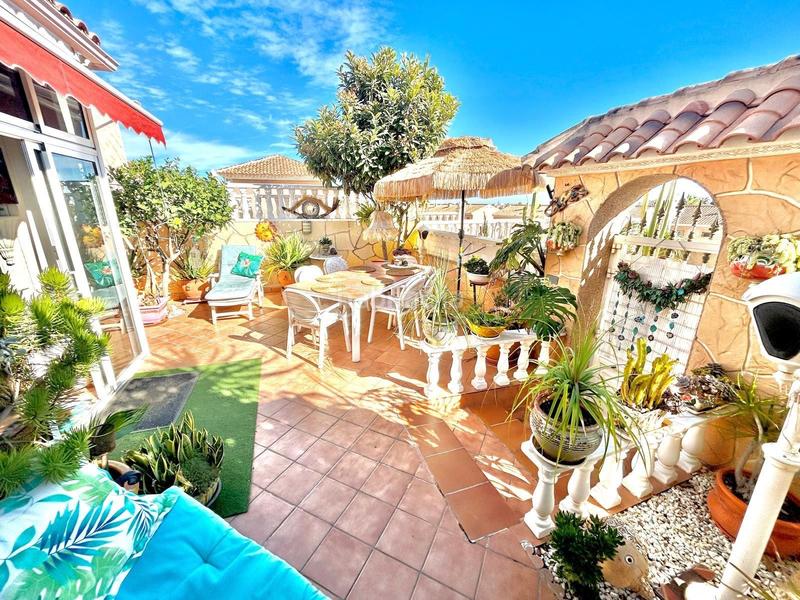 Foto c227a65d-54c0-41b0-b70a-cb0efb8e2485. Maison avec chauffage piscine dans Los Balcones-Los Altos Torrevieja