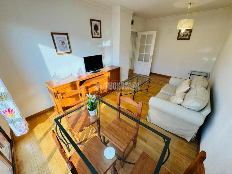 Foto 9eecb987-055e-461e-97ec-05b1d0970ffa. Flat with parking pool in Rejas Madrid