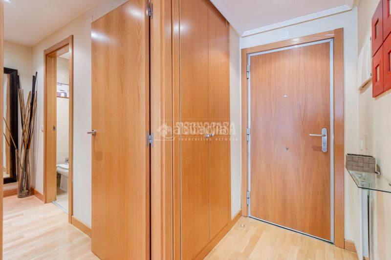 Foto 514e065b-eae4-4b99-84b9-a175f40ee125. Pis a Rejas Madrid