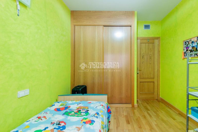 Foto 319797bd-3091-4554-8657-d34c8a4d880d. Pis amb aparcament piscina a Rejas Madrid