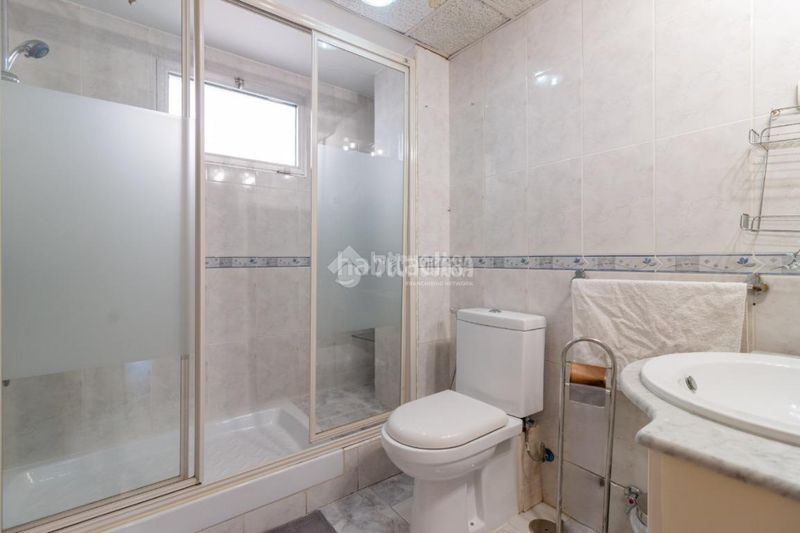 Foto 3ad1b749-fda9-4004-a6c9-2f08c01e87c1. Flat with parking in Rejas Madrid