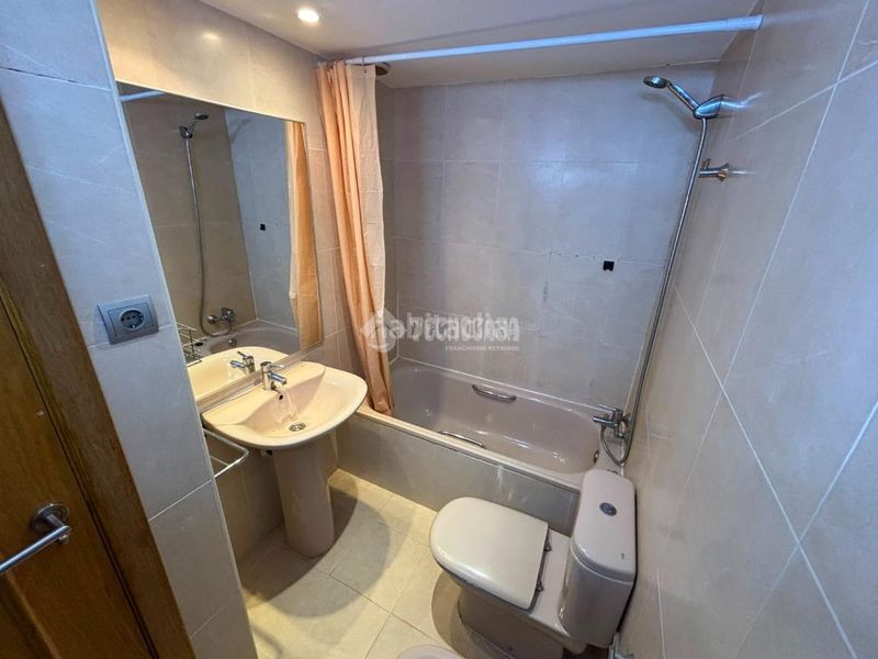 Foto 40667d54-df19-4c8e-80e4-be9536d7dc7a. Pis a Rejas Madrid