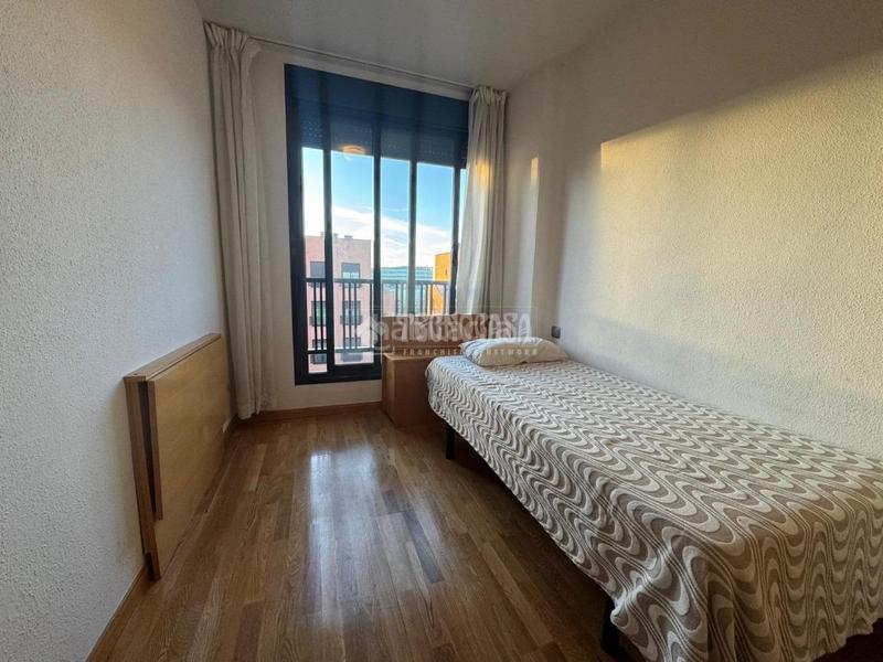 Foto 198d6740-84f4-4c35-8b76-a7be05e0e6fe. Appartement avec parking piscine dans Rejas Madrid