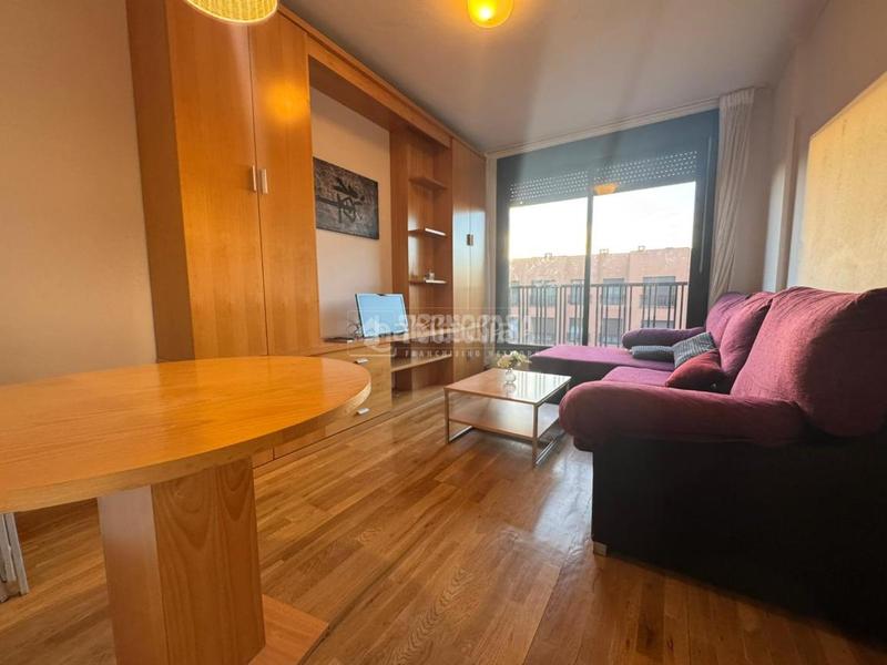 Foto 8899cdae-ee21-4466-9045-8aa1e78eace4. Appartement avec parking piscine dans Rejas Madrid