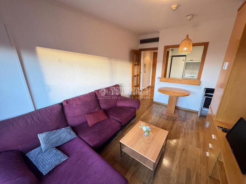 Foto b32e37eb-b925-495d-86b6-ab8e2ea4a7f4. Appartement avec parking piscine dans Rejas Madrid