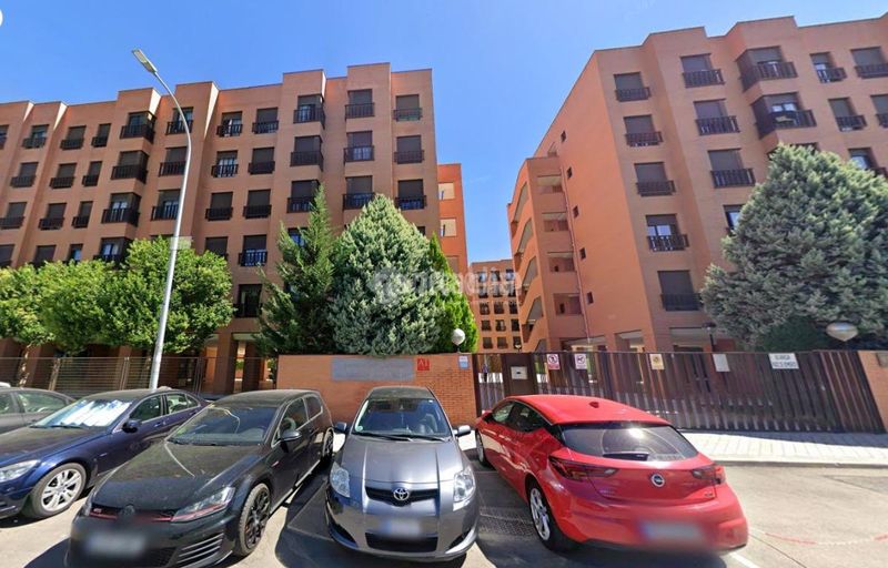 Foto 69ac0a4b-3ba6-4555-a4db-4b6174fdc08c. Piso  en venta en Rejas Madrid