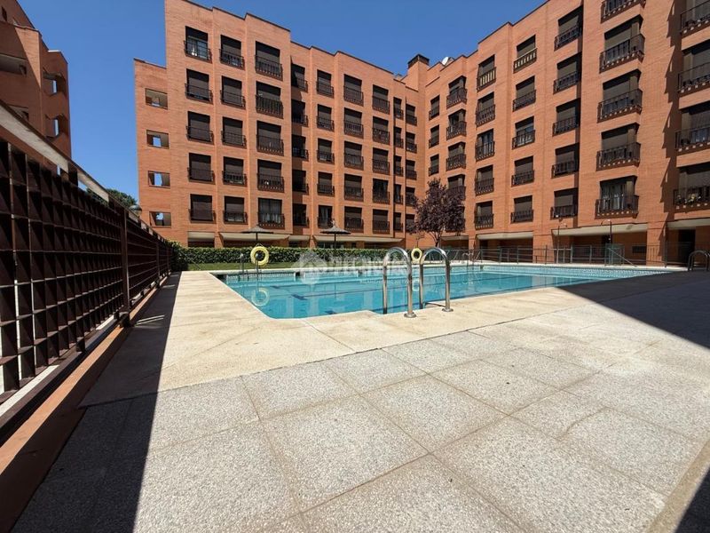 Foto cec1267d-ffb7-440b-bdb6-e66c33ea4924. Piso  en venta en Rejas Madrid