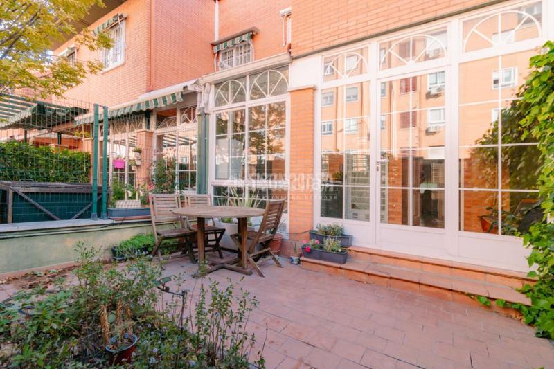 Foto 0e2374c5-afd1-4153-ac33-14bdd4d9aed0. Casa pareada casa en venta en Rosas - Musas Madrid