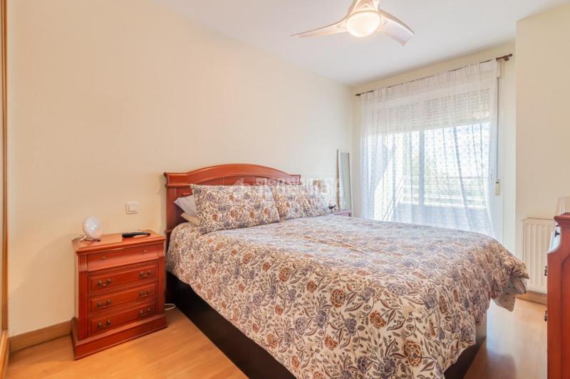 Foto 152abe0a-7b94-4309-99f5-47d599b9eb79. Casa pareada casa en venta en Rosas - Musas Madrid