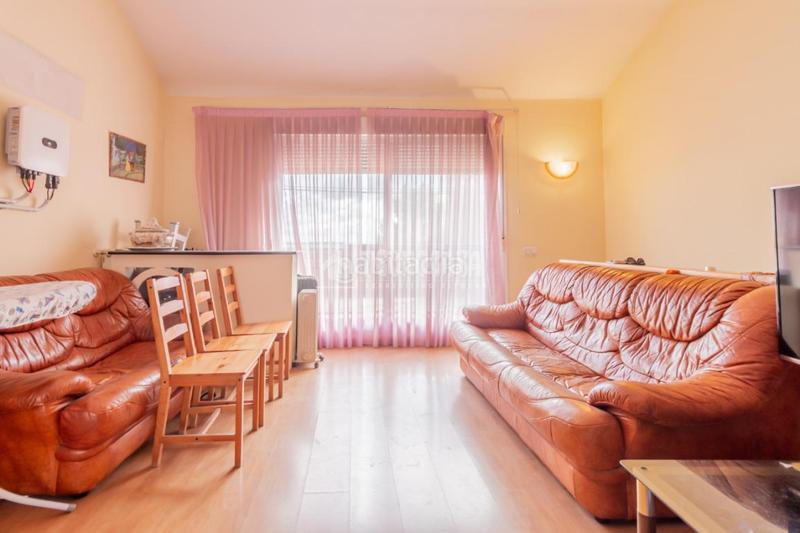 Foto 6c445666-3d5e-4e05-9832-b59b5fcf1b3c. Casa pareada casa en venta en Rosas - Musas Madrid