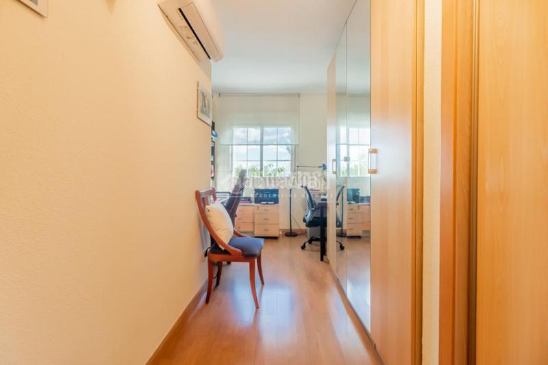 Foto 74849b35-2ca5-4ff9-bc6e-c4b9dcf1ff71. Casa pareada casa en venta en Rosas - Musas Madrid