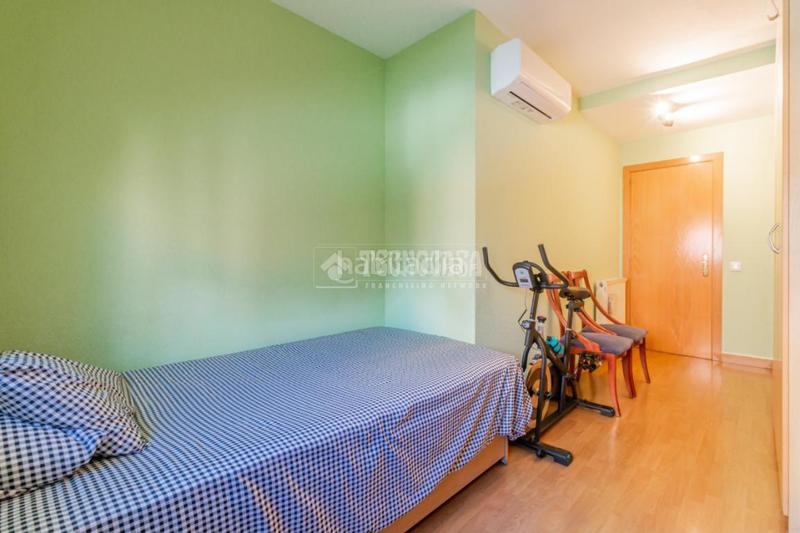 Foto adc1200a-a011-44d1-9a96-355bdd5632a1. Casa pareada casa en venta en Rosas - Musas Madrid