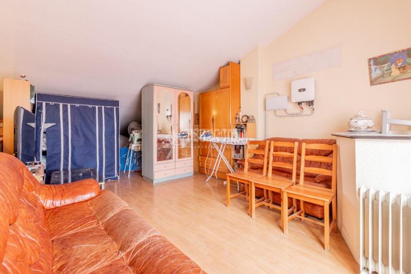 Foto f1c34bb4-5380-4234-94f4-7f96c1c1f9f6. Casa pareada casa en venta en Rosas - Musas Madrid