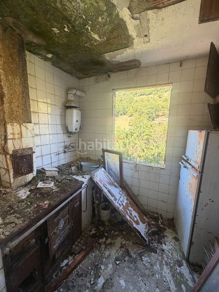 Foto d9f0aedc-18a1-458a-b8f8-285524224512. Casa aparellada a busta-entrelasm 2 a Arredondo