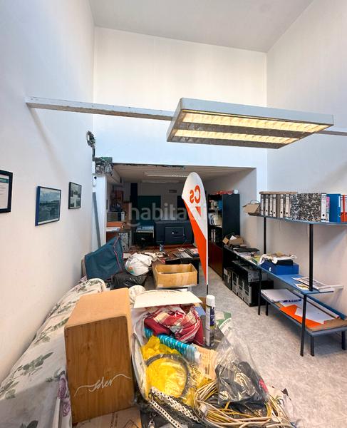 Foto 2817dbcc-94b4-4667-978d-ad6447a90a7f. Locale commerciale con riscaldamento in Los Castros Santander